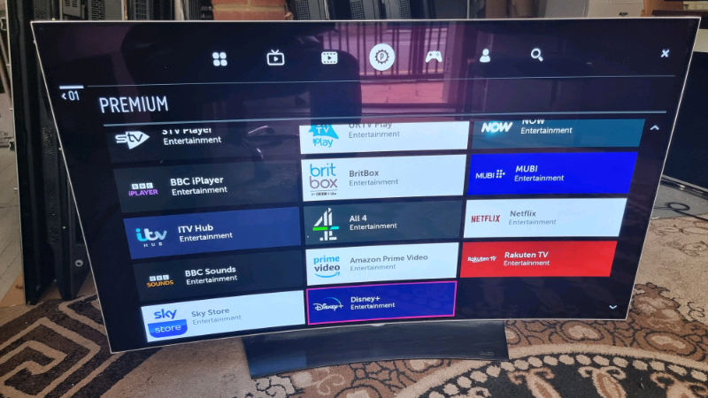 Lg oled ultra smart 4k 55nch curved TV | in Wood Green, London | Gumtree